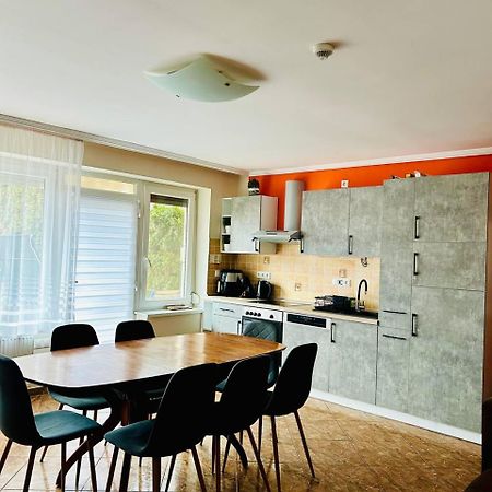 Villa Rose Vip Apartman Hajdúszoboszló Exterior foto